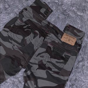 Women’s true religion jeans size 28